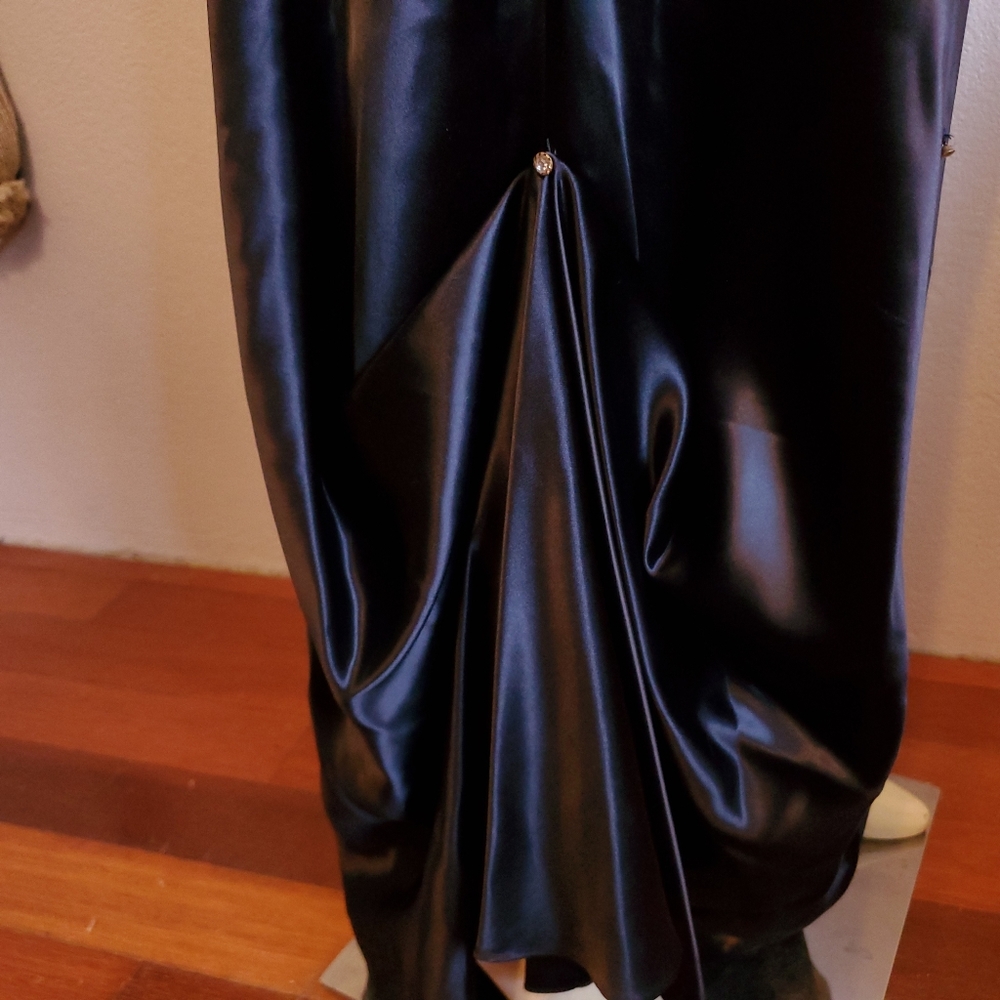 Vintage 30s Inky Black Satin Gown - Picture 4 of 13